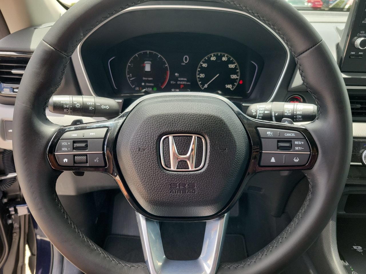 Used 2025 Honda Pilot EX-L image 18