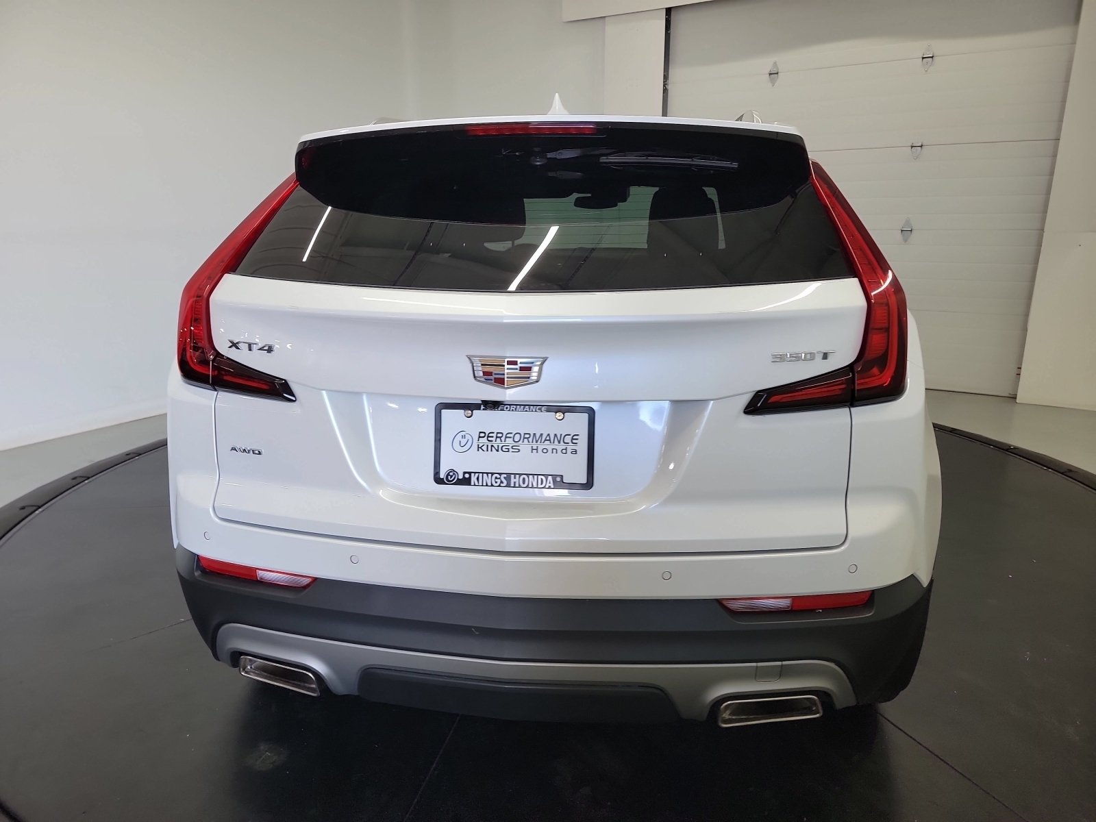 Used 2023 Cadillac XT4 Premium Luxury w/ Cold Weather Package AWD/4WD image 8