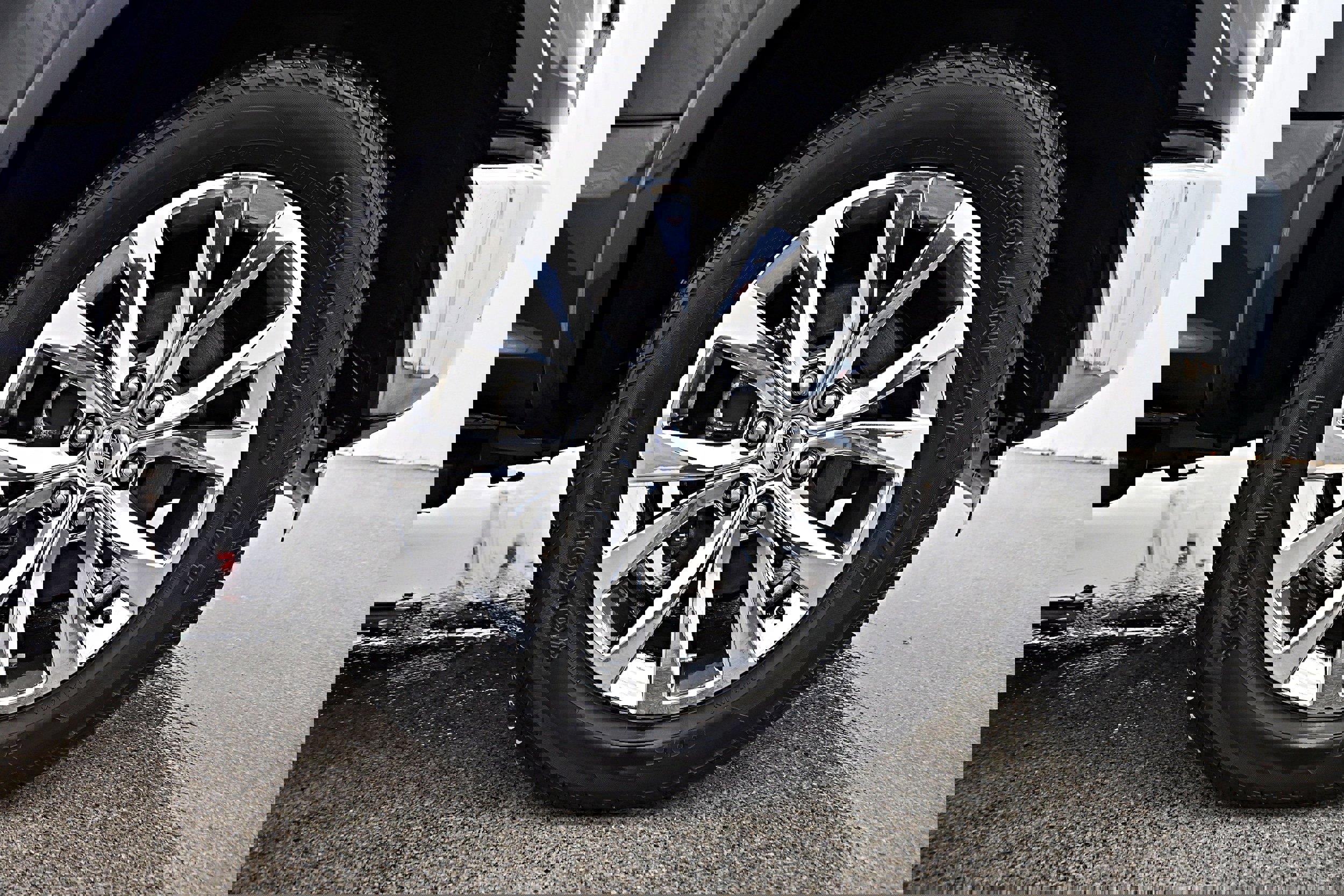 Used 2016 Ford F150 Lariat w/ Equipment Group 502A Luxury image 38