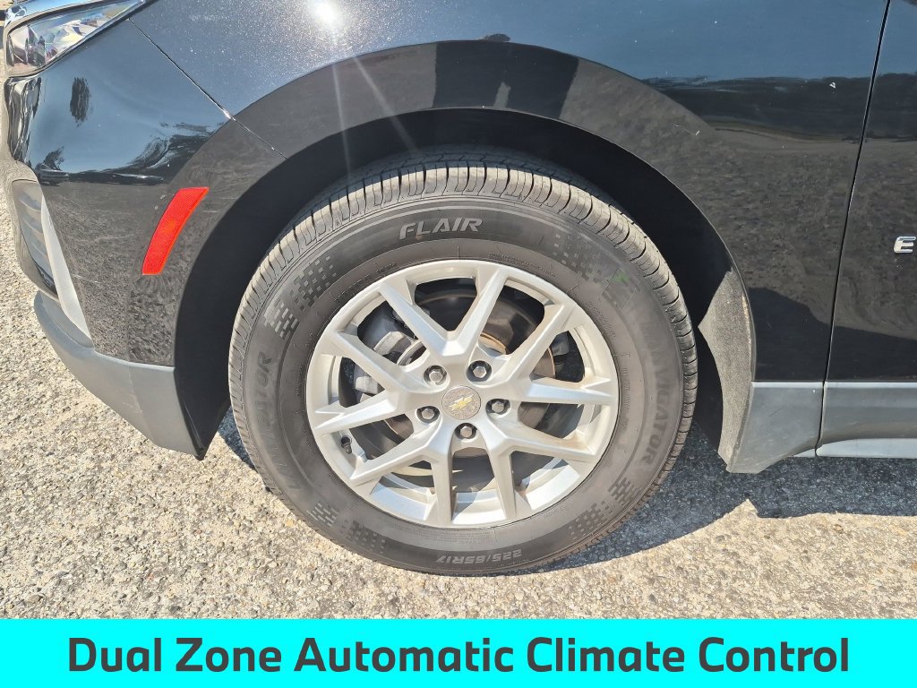 Used 2022 Chevrolet Equinox LT FWD image 14