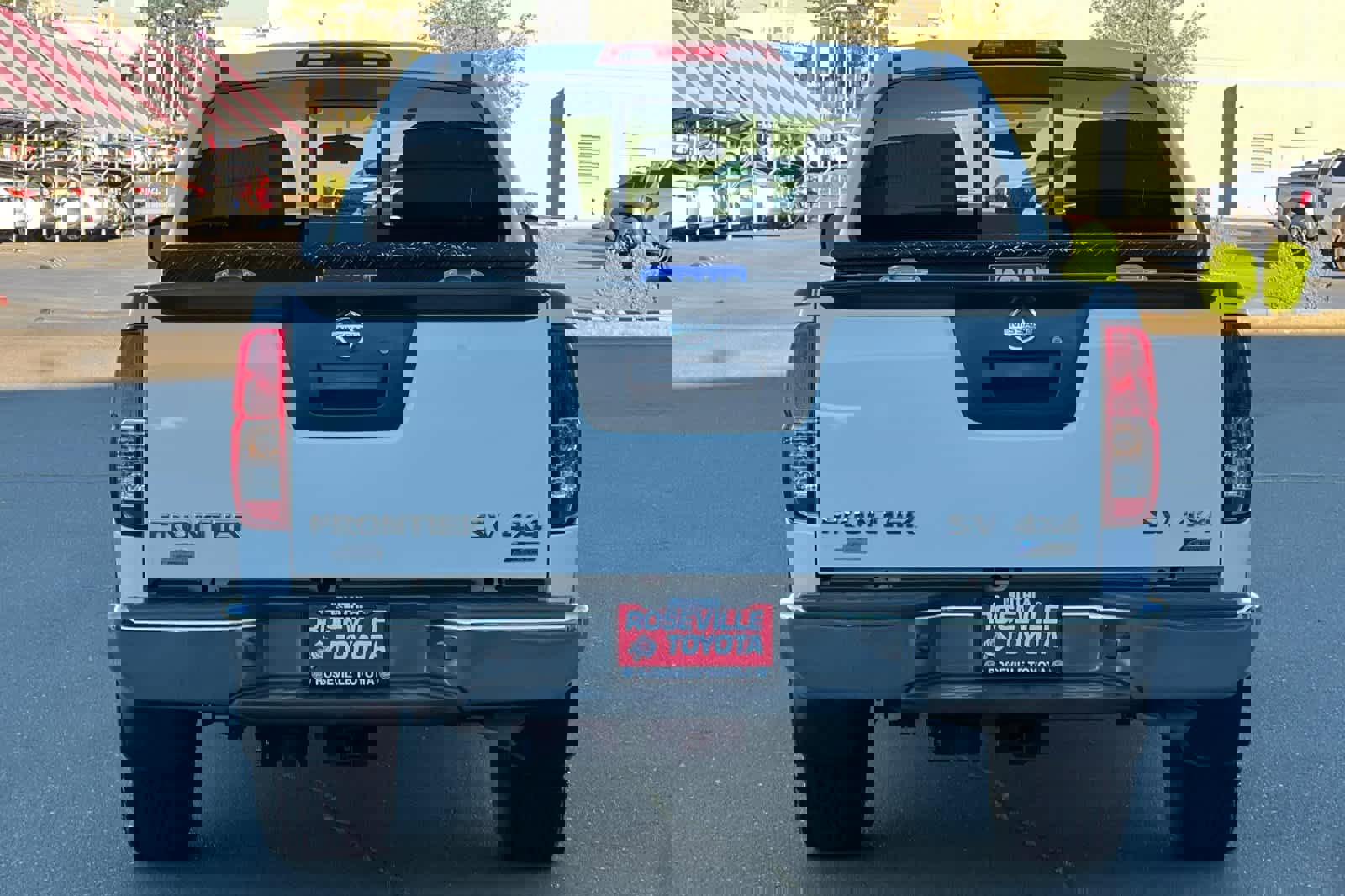 Used 2019 Nissan Frontier SV image 8