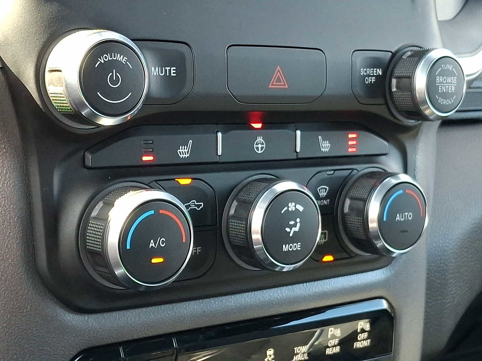 Used 2021 RAM 1500 Big Horn image 13
