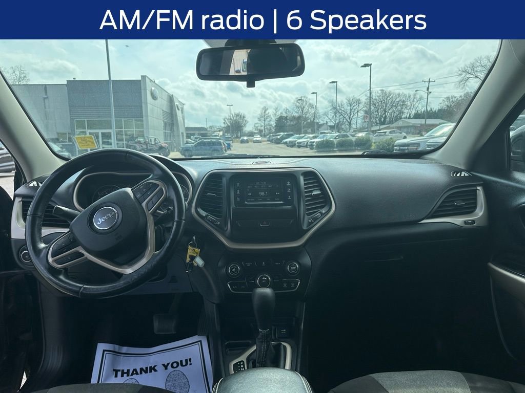 Used 2018 Jeep Cherokee Latitude w/ Cold Weather Group image 13