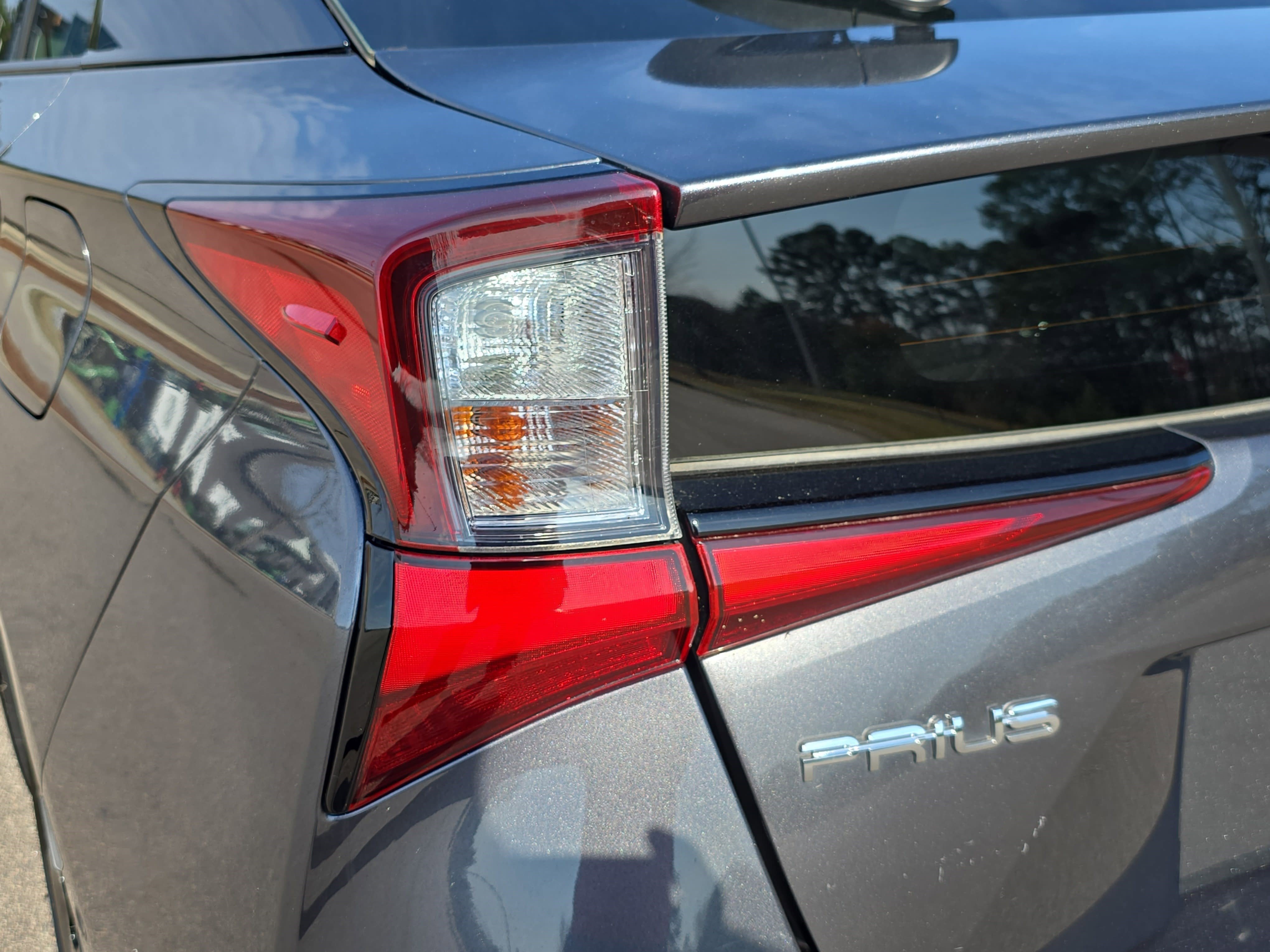 Used 2020 Toyota Prius Limited image 35