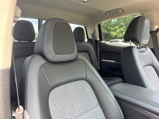 Used 2018 Chevrolet Colorado Z71 w/ Z71 Midnight Edition AWD/4WD image 23