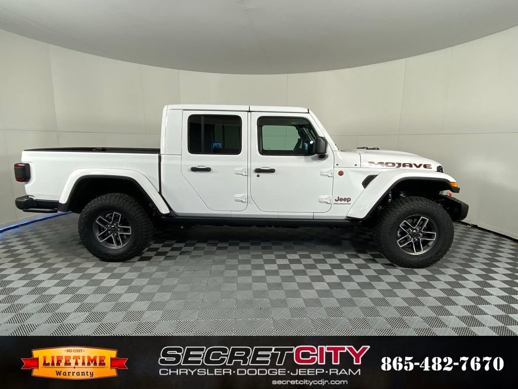 New 2026 Jeep Gladiator Mojave image 8