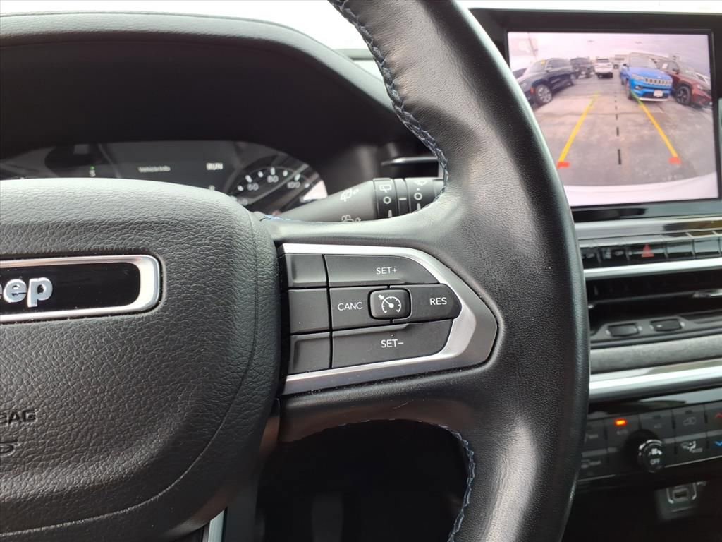 Certified 2022 Jeep Compass Latitude w/ Convenience Group image 19