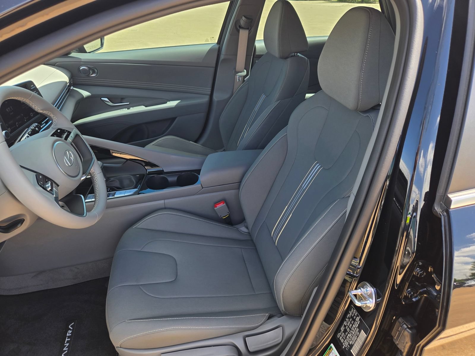 New 2026 Hyundai Elantra SEL Sport Premium FWD image 16