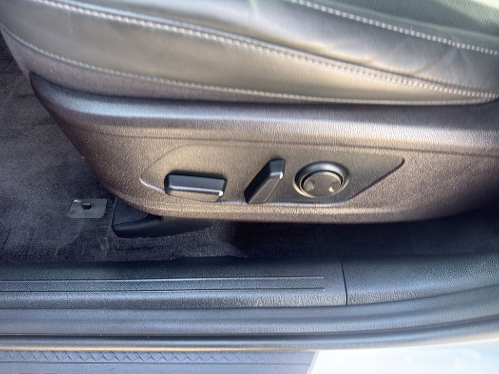 Used 2021 Kia Sorento EX image 16