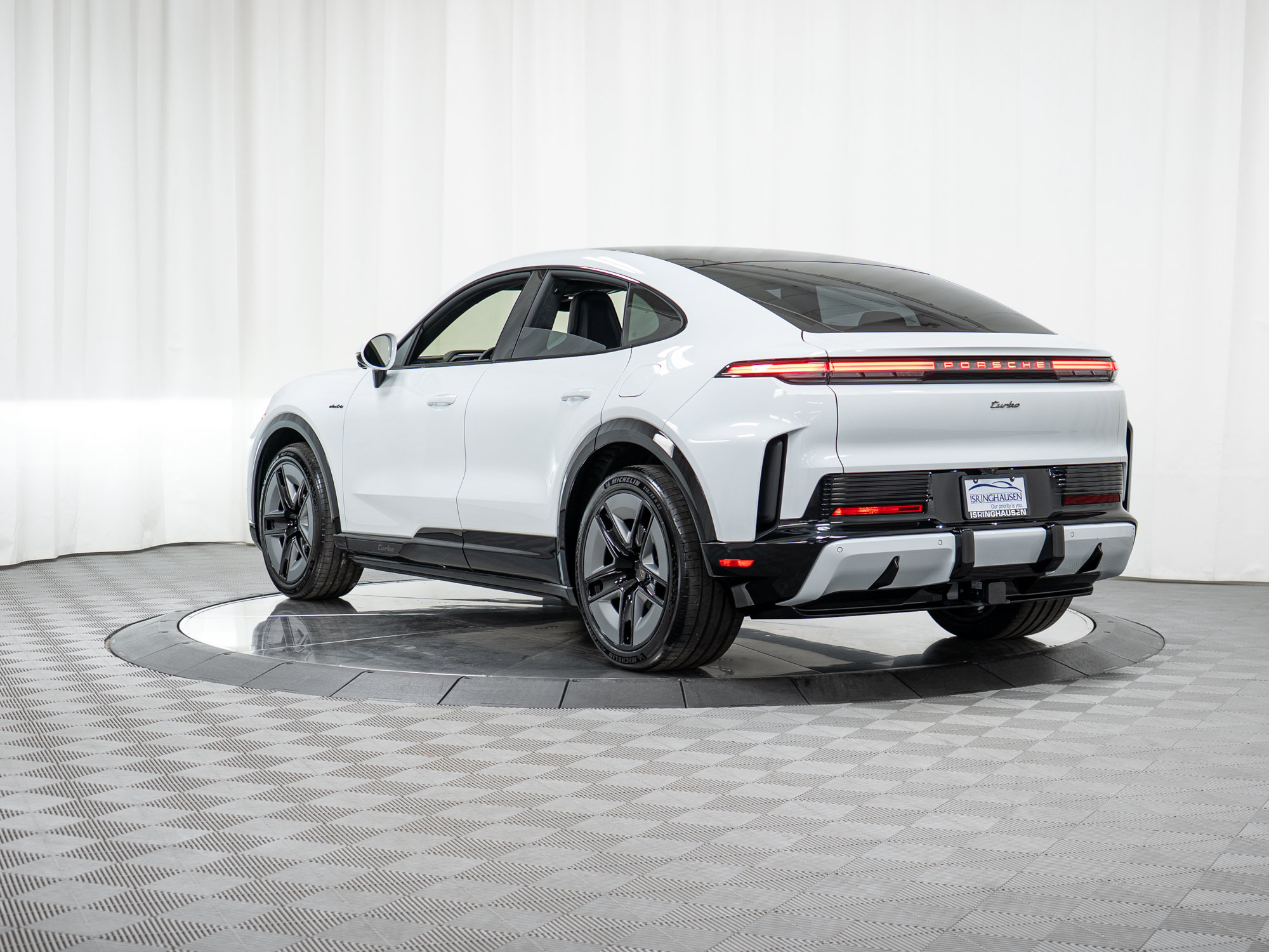 New 2026 Porsche Cayenne Turbo AWD/4WD image 48