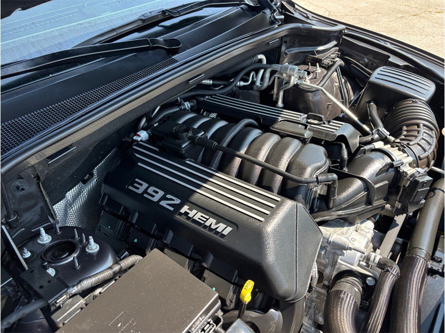 Used 2020 Dodge Durango SRT w/ Technology Group AWD/4WD image 53