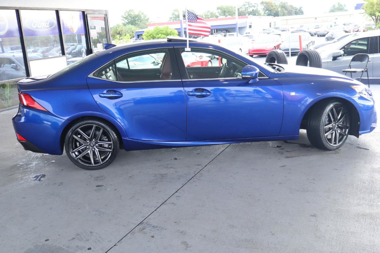 Used 2016 Lexus IS 350 w/ F Sport Package RWD image 4
