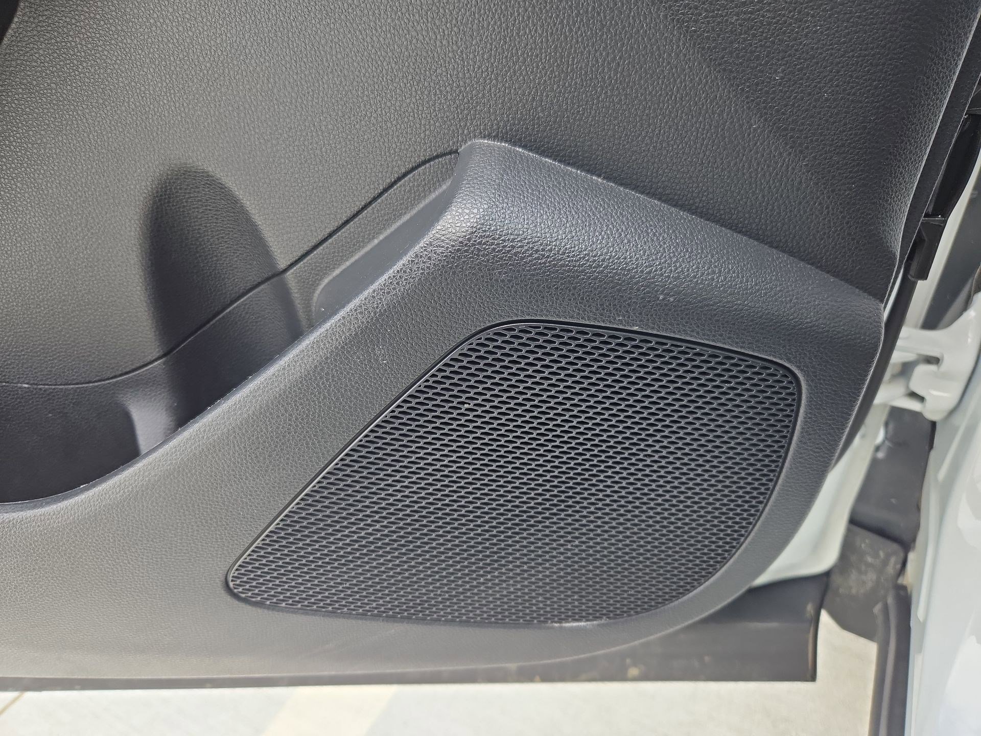 Used 2023 Toyota Corolla Cross S AWD/4WD image 14