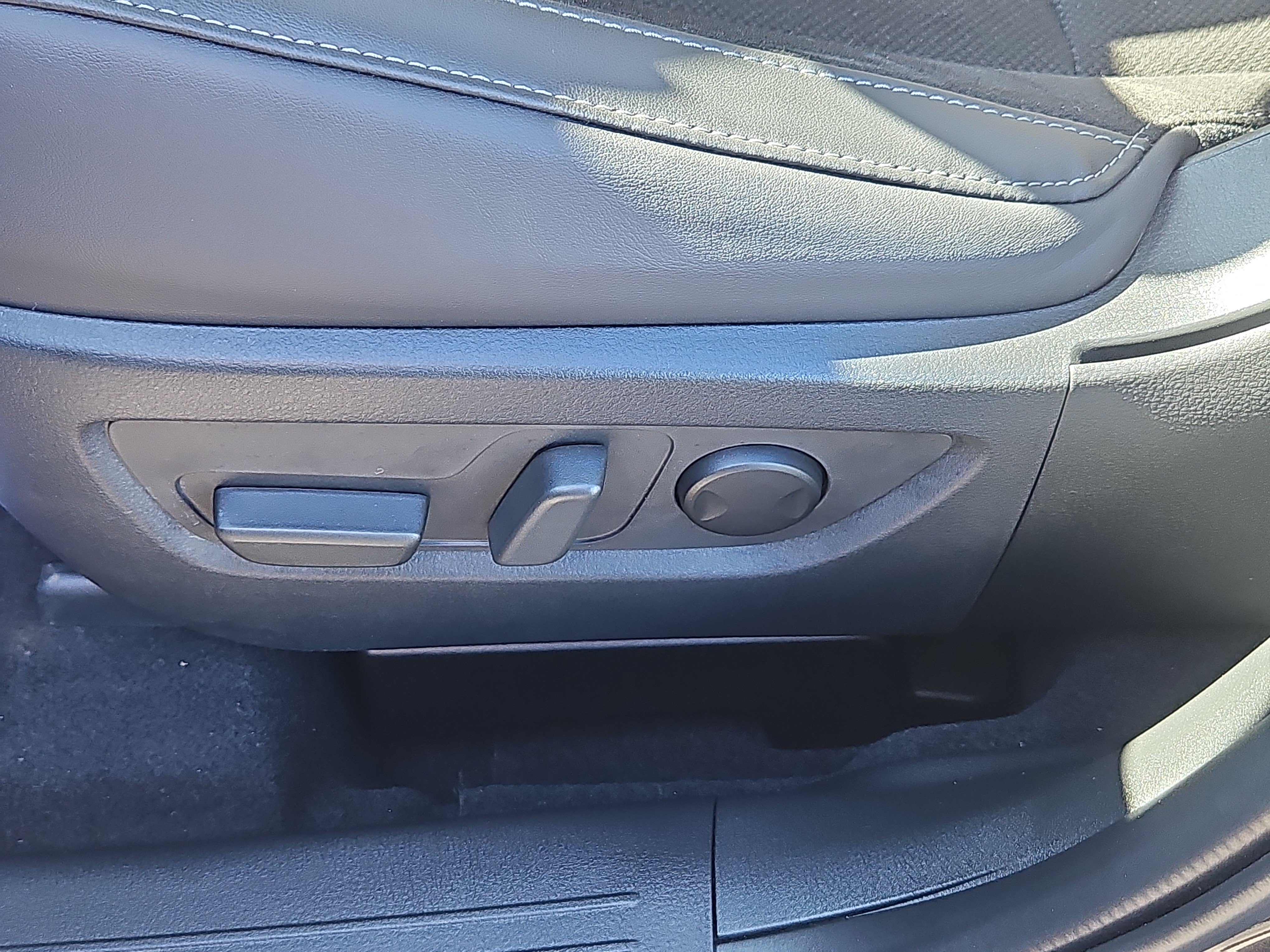 Certified 2026 MAZDA CX-5 Preferred AWD/4WD image 12