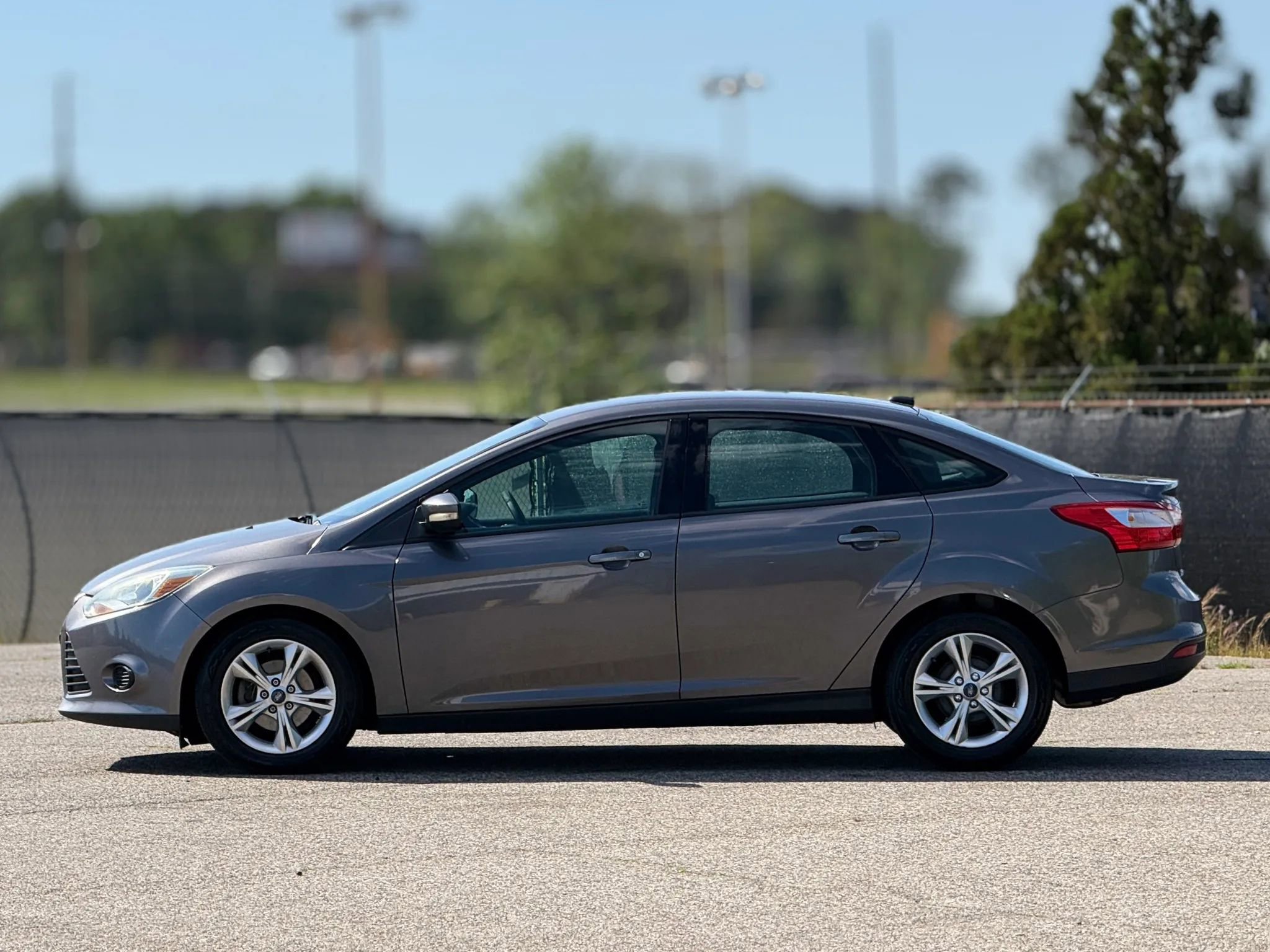 Used 2013 Ford Focus SE image 8
