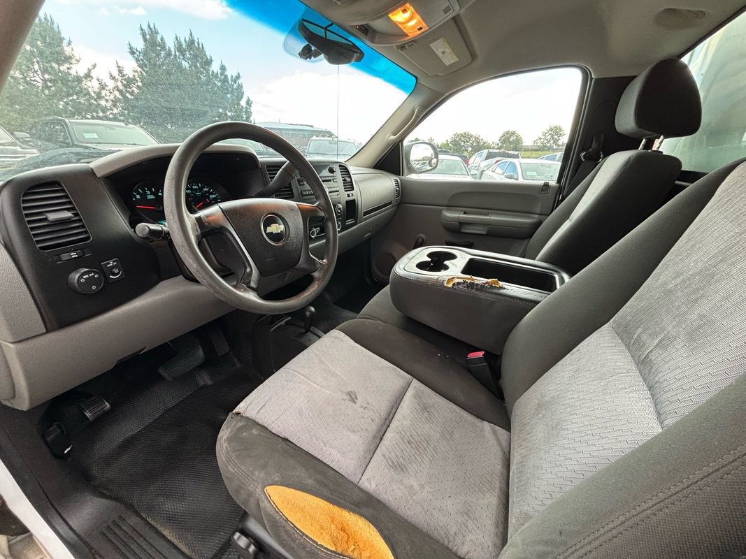 Used 2009 Chevrolet Silverado 1500 W/T AWD/4WD image 14