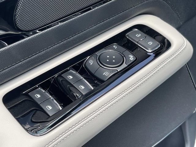 New 2026 Lincoln Aviator AWD image 23