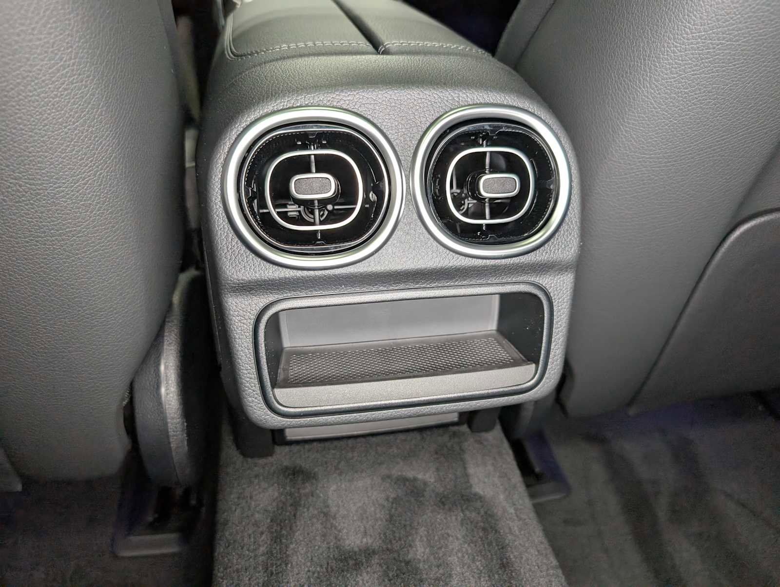 New 2026 Mercedes-Benz C 300 4MATIC Sedan image 16