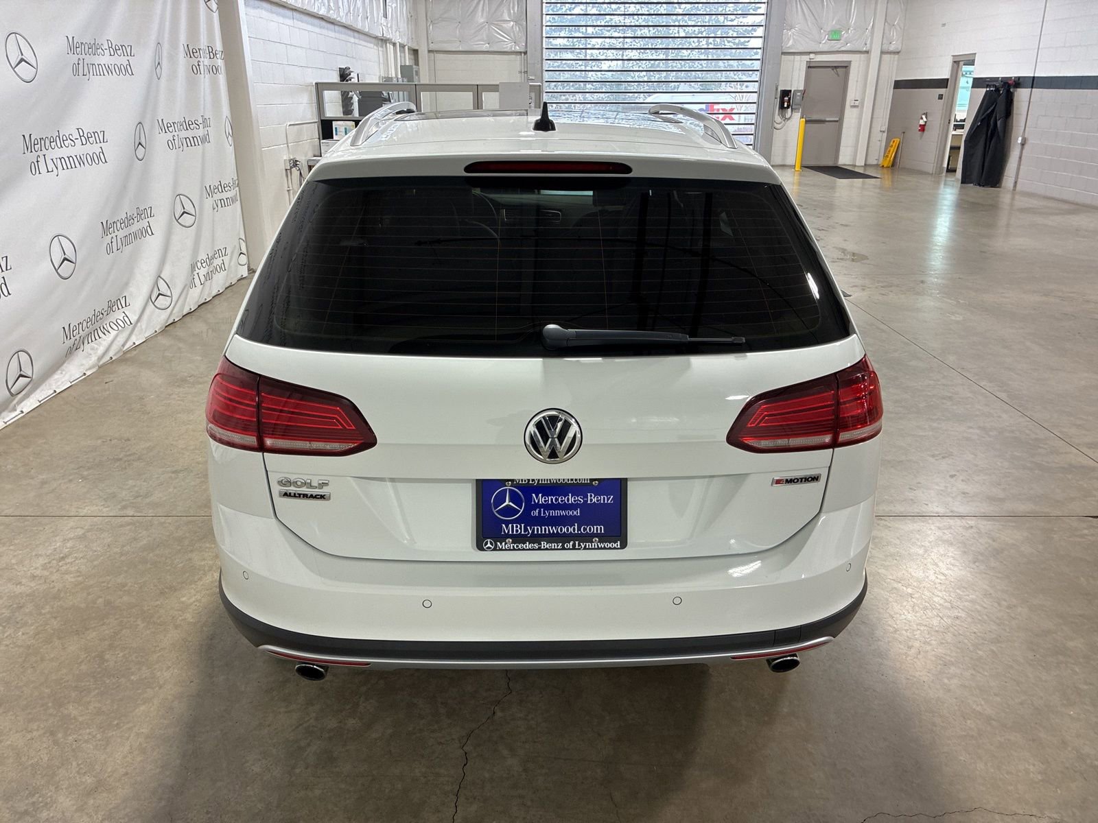 Used 2019 Volkswagen Golf Alltrack SEL image 4