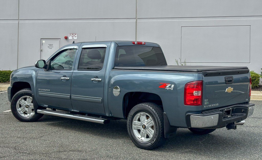 Used 2011 Chevrolet Silverado 1500 LTZ w/ LTZ Plus Package AWD/4WD image 11