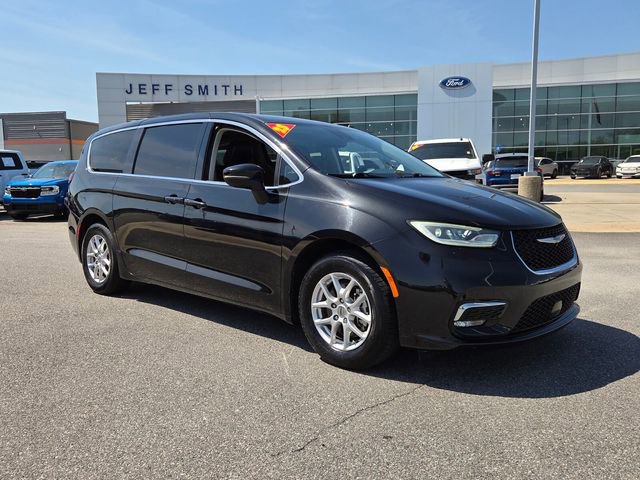 Used 2023 Chrysler Pacifica Touring-L