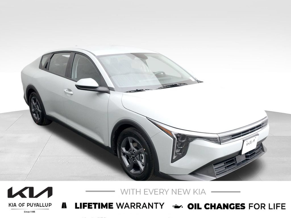 New 2026 Kia K4 FWD image 3