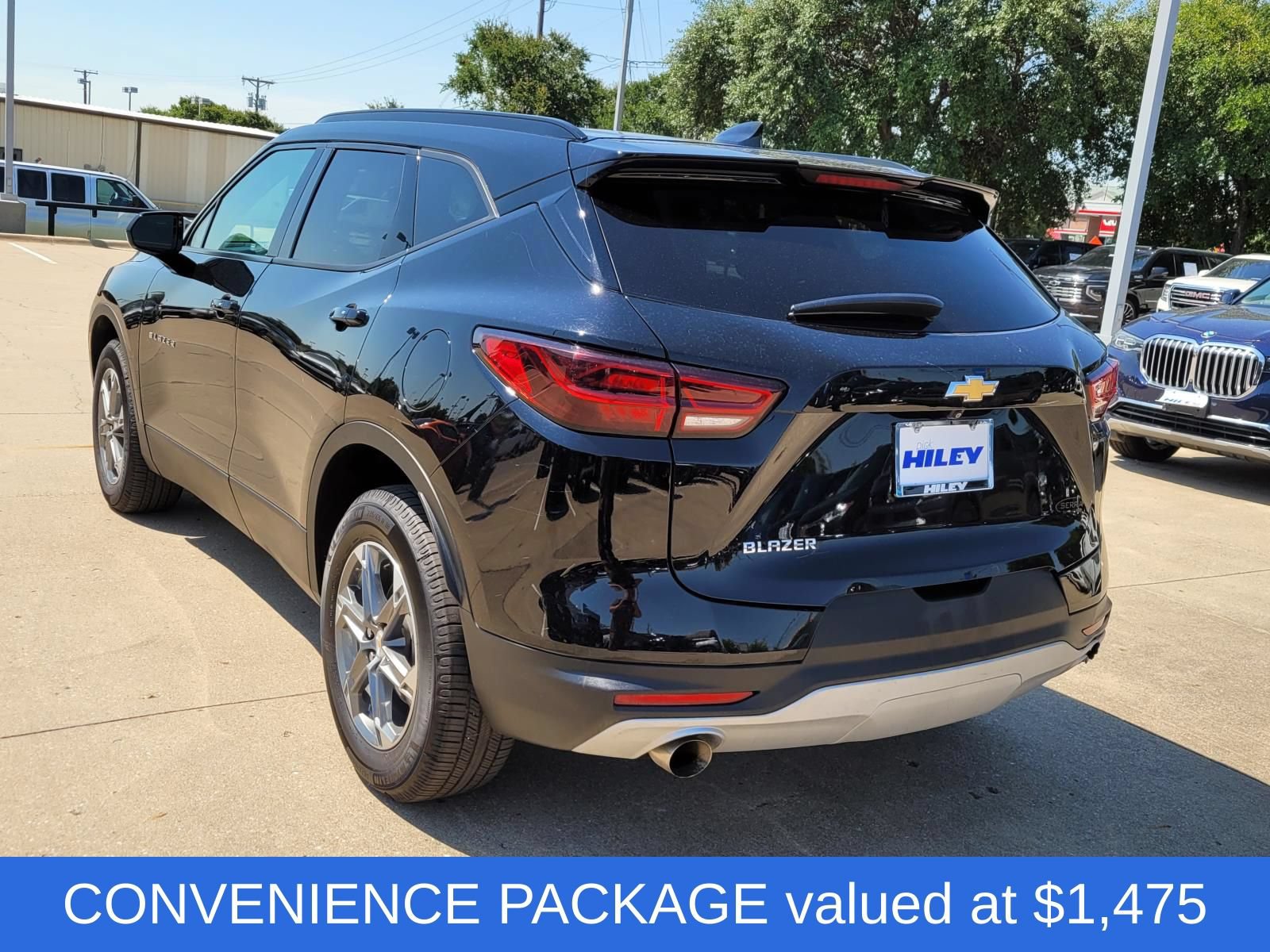 Used 2023 Chevrolet Blazer LT w/ Convenience Package FWD video 3