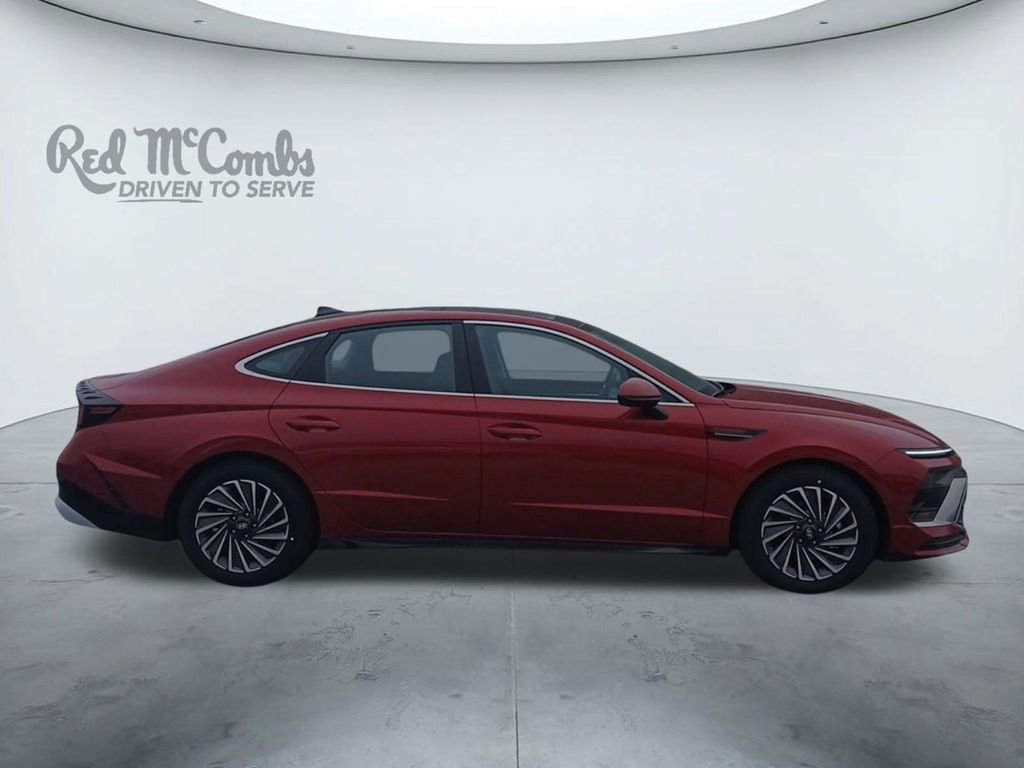 New 2025 Hyundai Sonata Limited image 6