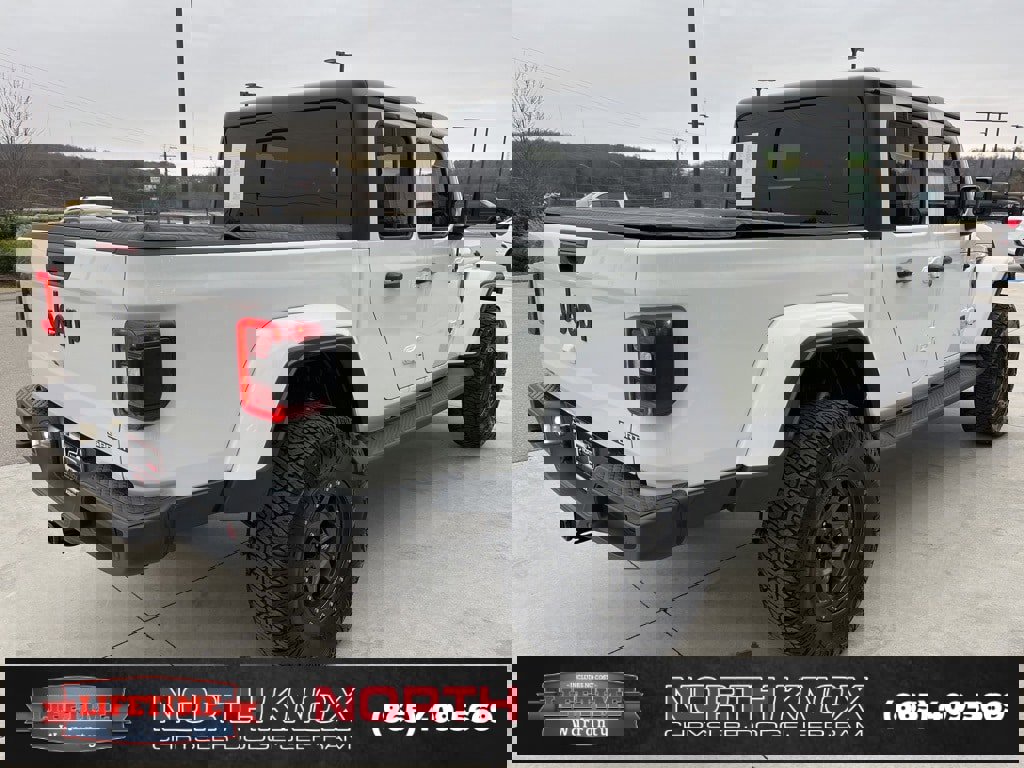 Used 2021 Jeep Gladiator Sport image 20