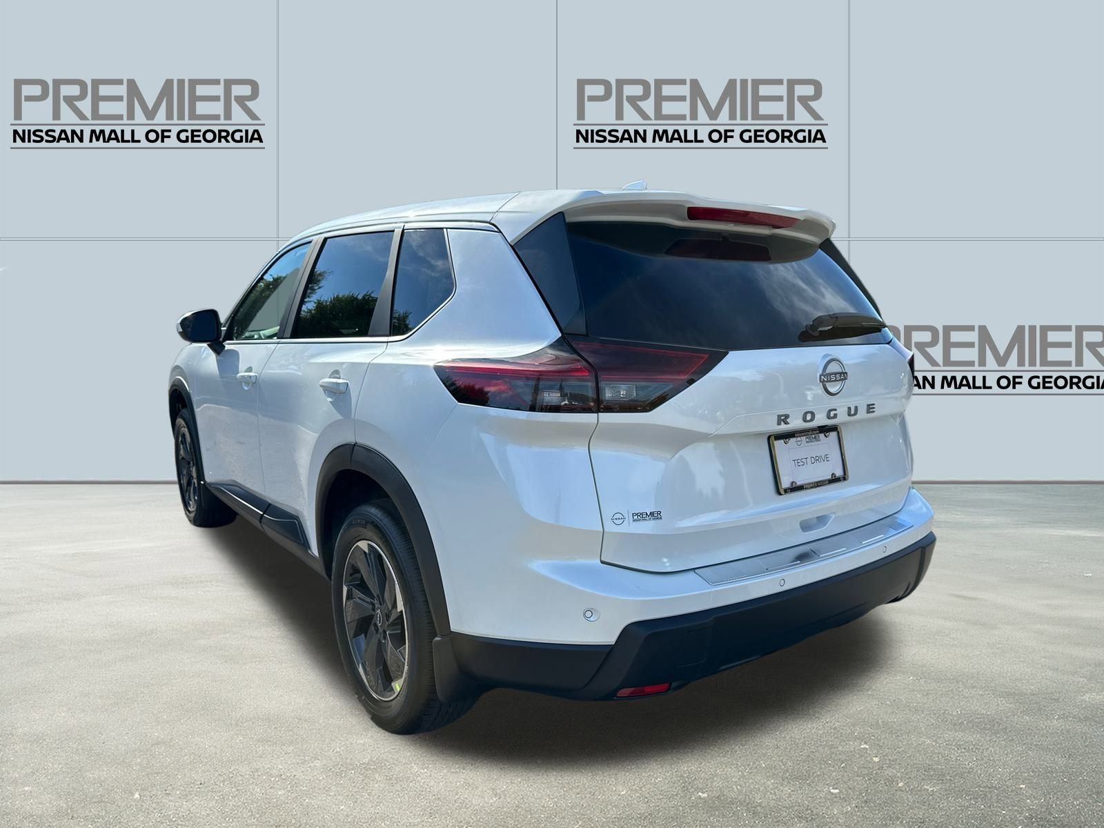New 2026 Nissan Rogue SV image 7