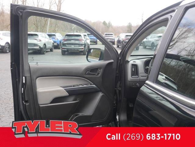 Used 2018 Chevrolet Colorado W/T w/ WT Convenience Package RWD image 16