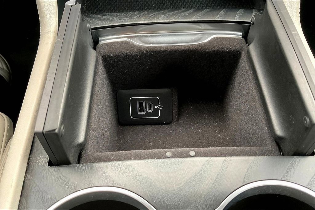 Used 2023 Maserati Grecale Modena image 16