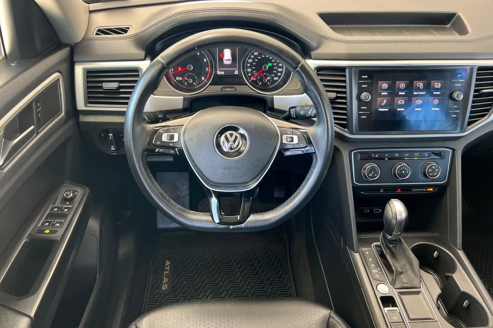 Used 2018 Volkswagen Atlas SE FWD image 15