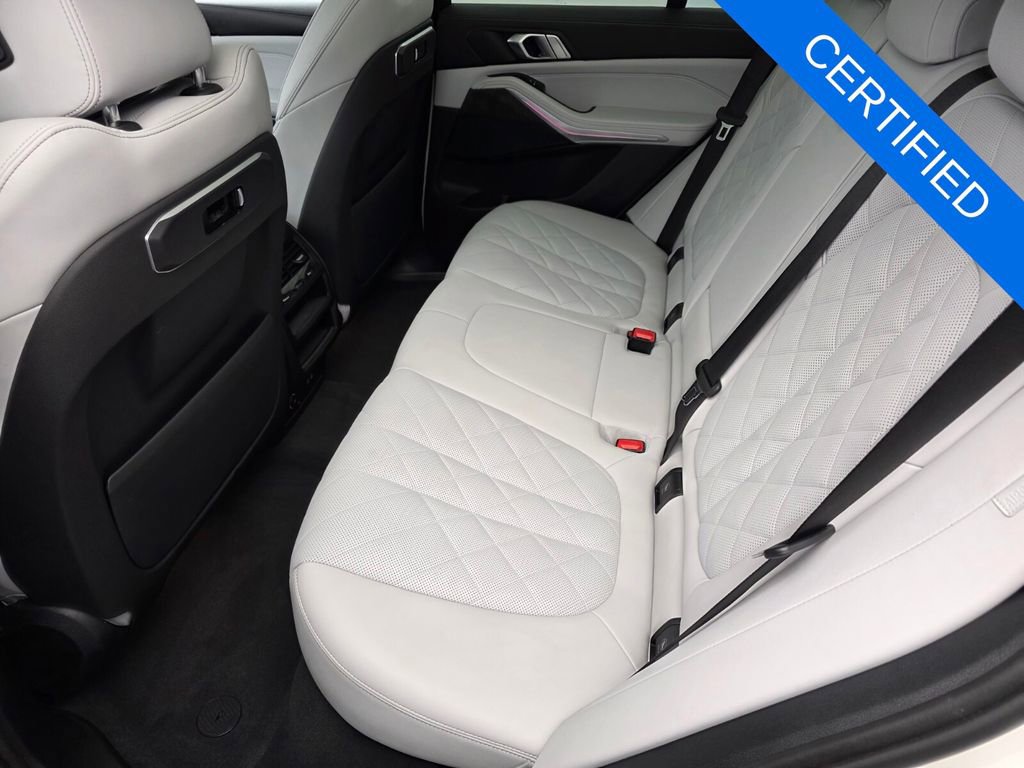 Used 2024 BMW X5 sDrive40i image 14
