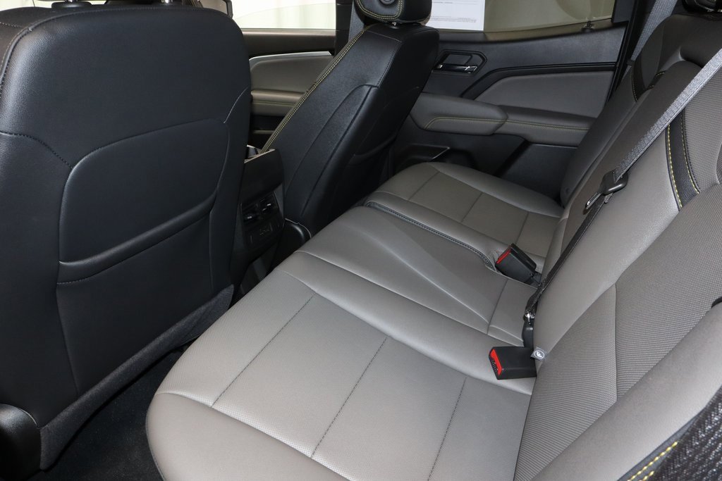 Used 2024 Chevrolet Colorado ZR2 w/ ZR2 Convenience Package III image 20