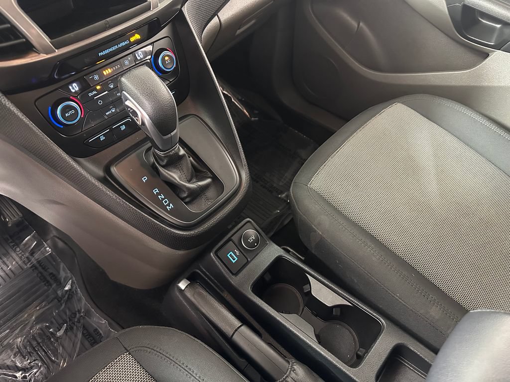 Used 2020 Ford Transit Connect XL FWD image 30