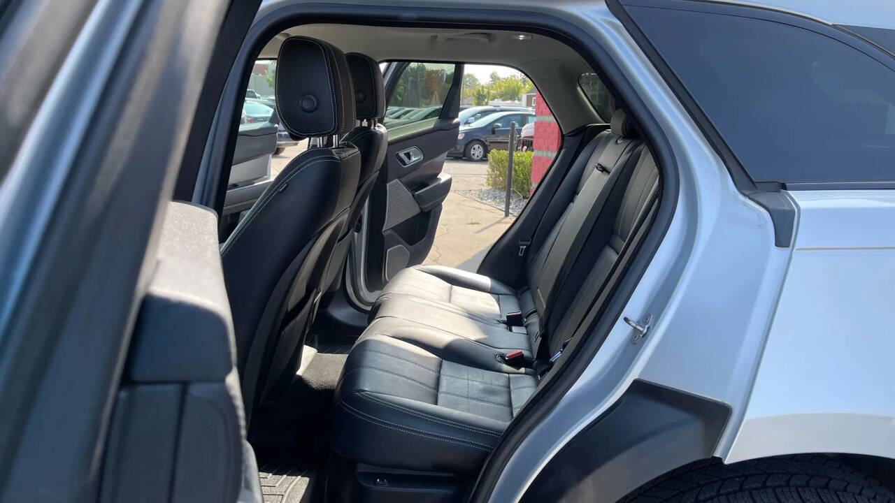 Used 2018 Land Rover Range Rover Velar S image 19
