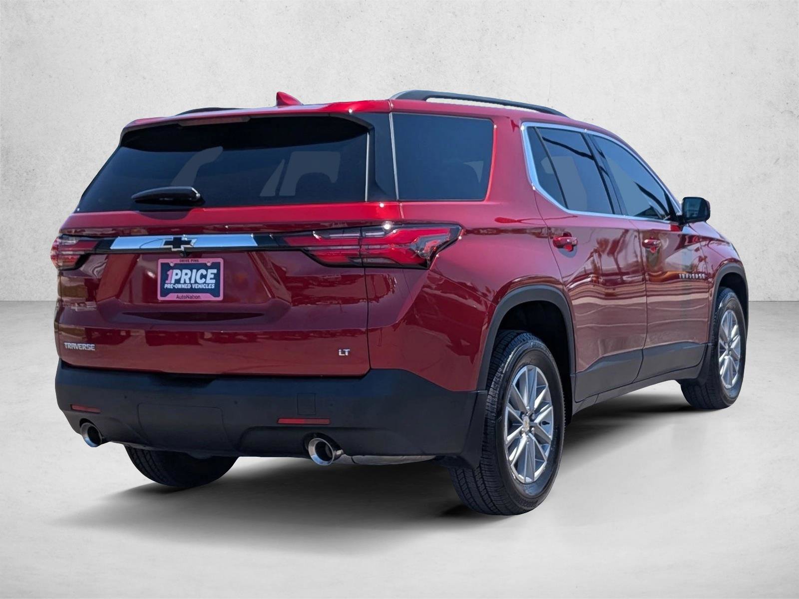 Used 2022 Chevrolet Traverse LT FWD image 5