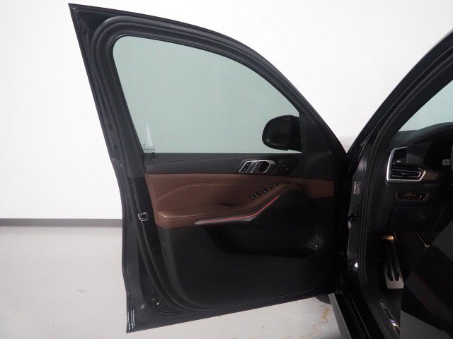 Used 2023 BMW X5 xDrive45e w/ Executive Package AWD/4WD image 62