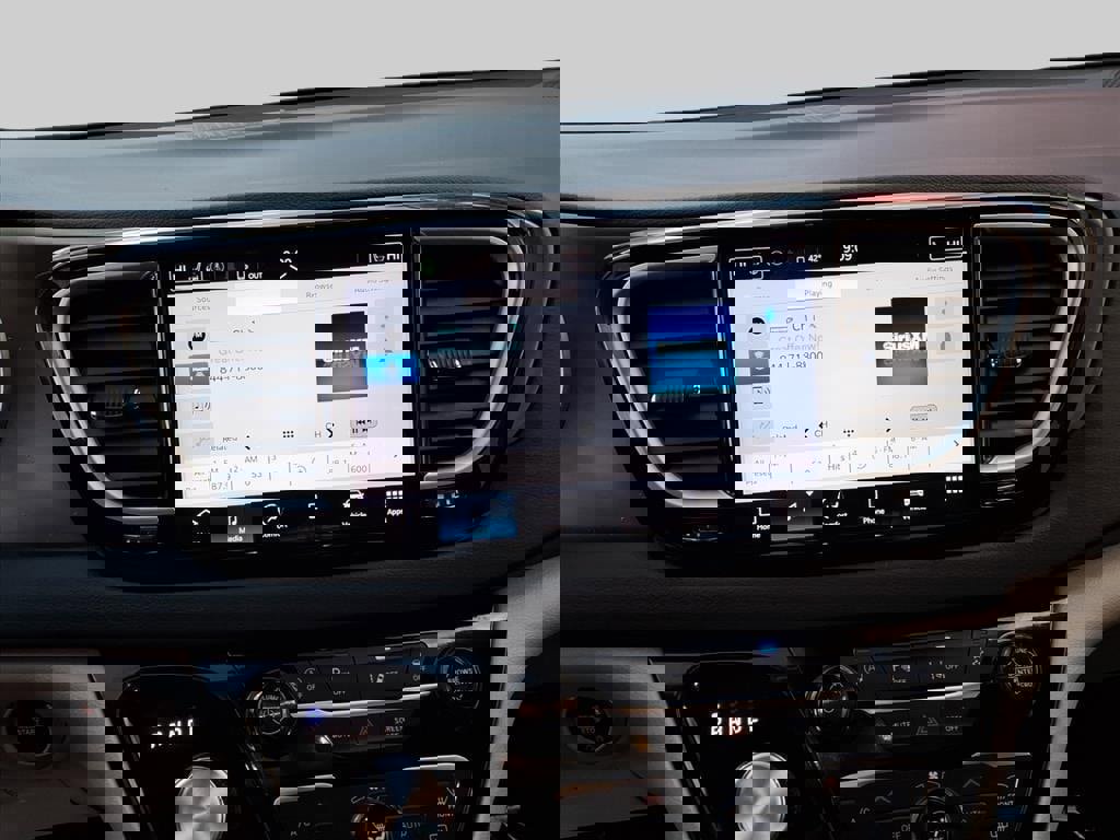 Used 2024 Chrysler Pacifica Touring-L image 28