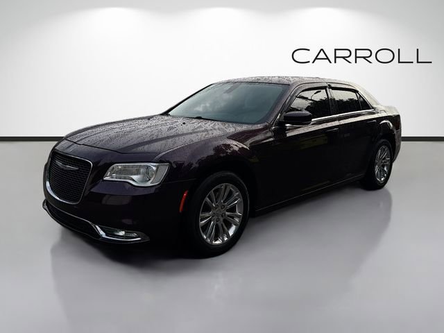 Used 2021 Chrysler 300 Touring RWD image 7