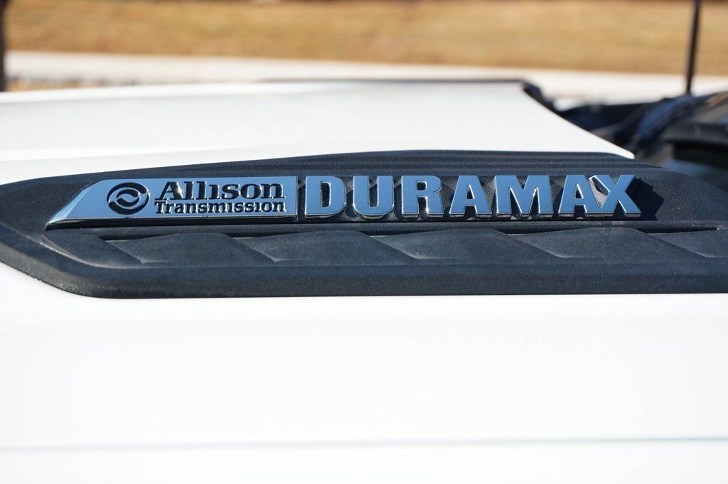 Used 2024 Chevrolet Silverado 3500 W/T image 7