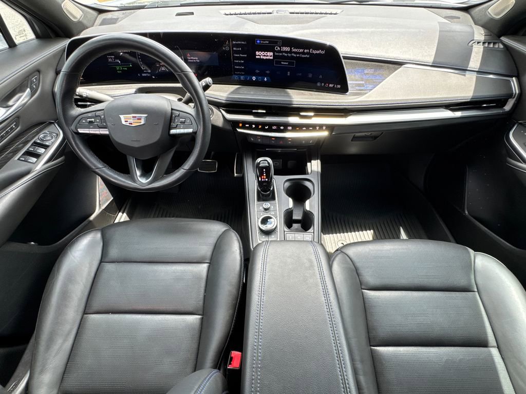 Used 2024 Cadillac XT4 Sport FWD image 23