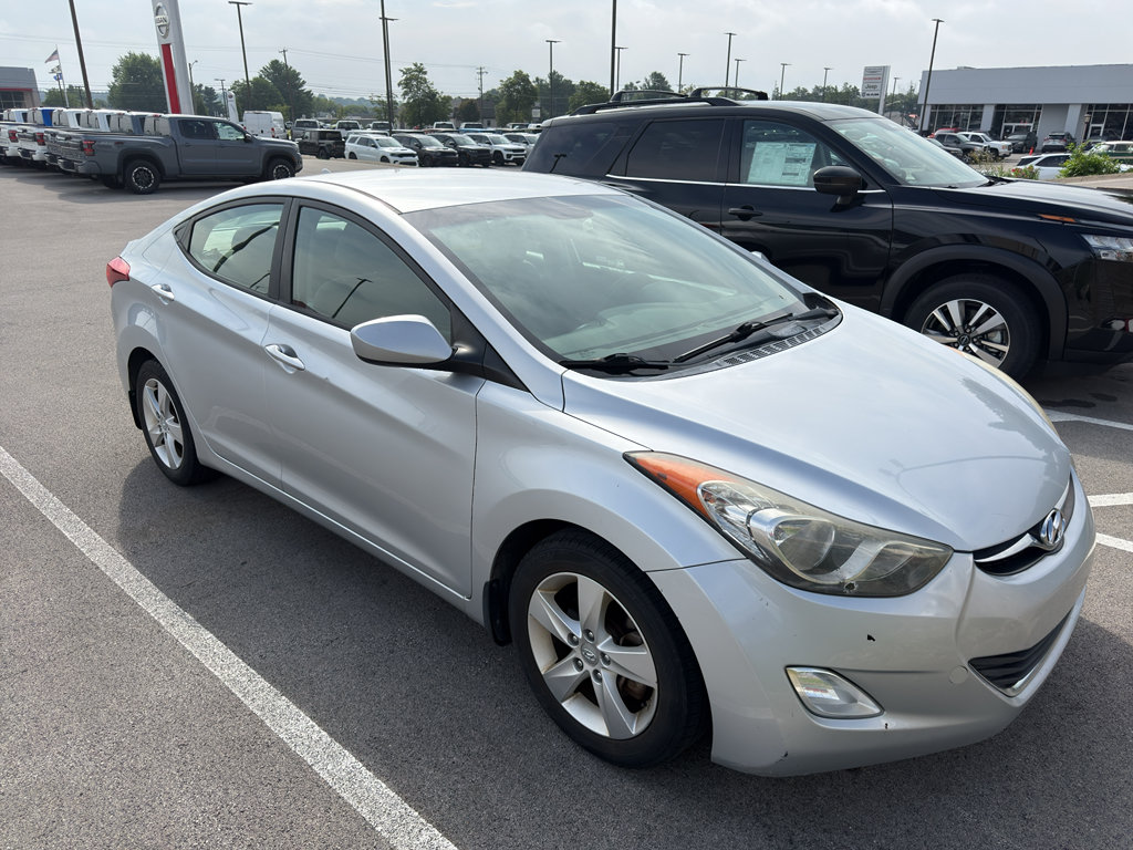 Used 2013 Hyundai Elantra GLS w/ Preferred Pkg FWD image 3