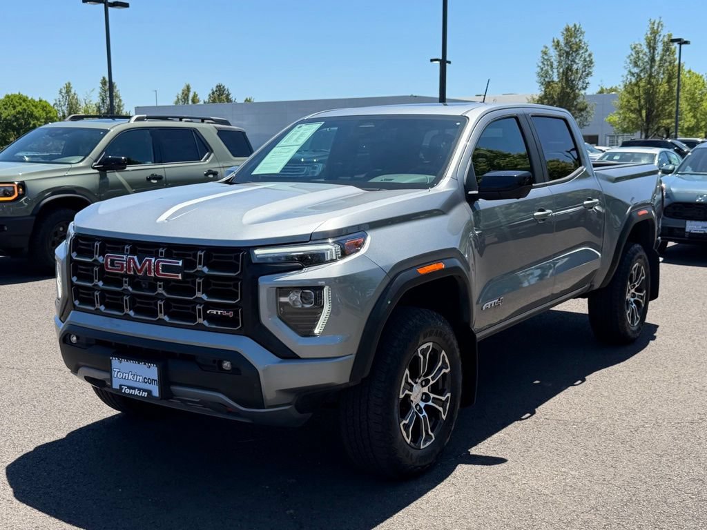 Used 2024 GMC Canyon AT4 w/ Technology Package AWD/4WD image 4