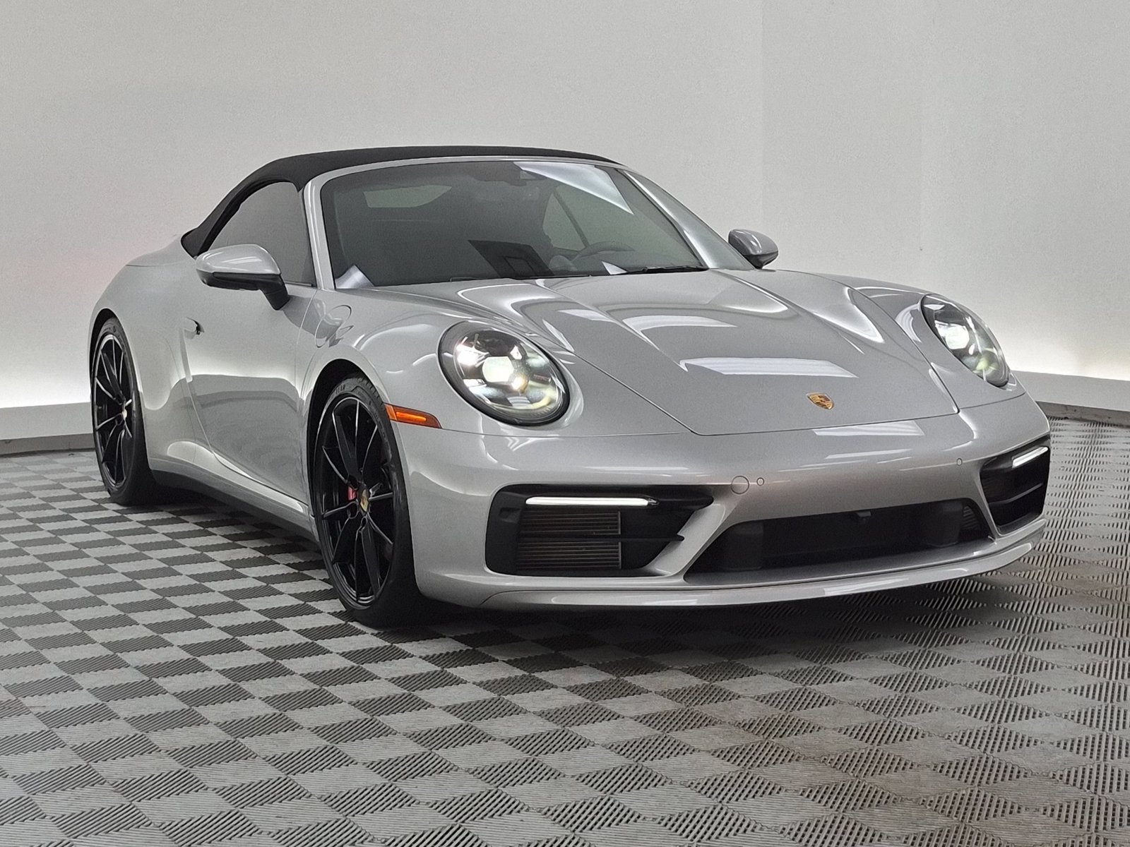 Certified 2020 Porsche 911 Carrera 4S AWD/4WD image 7