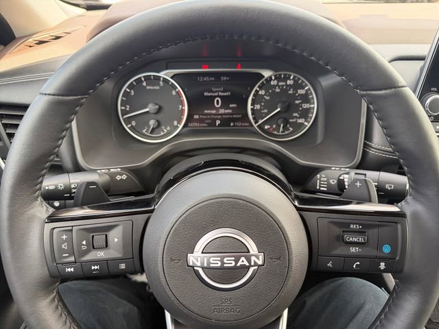 Used 2023 Nissan Rogue SV w/ SV Premium B Package image 19