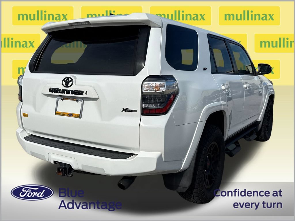 Used 2022 Toyota 4Runner SR5 Premium w/ Moonroof Package RWD image 4