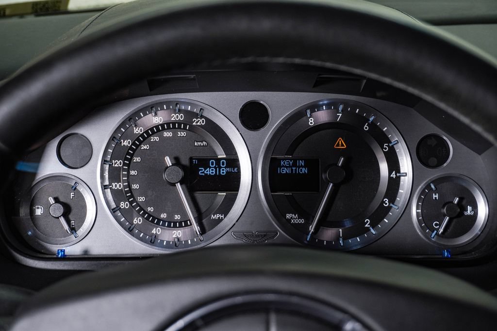 Used 2007 Aston Martin V8 Vantage Coupe RWD image 26