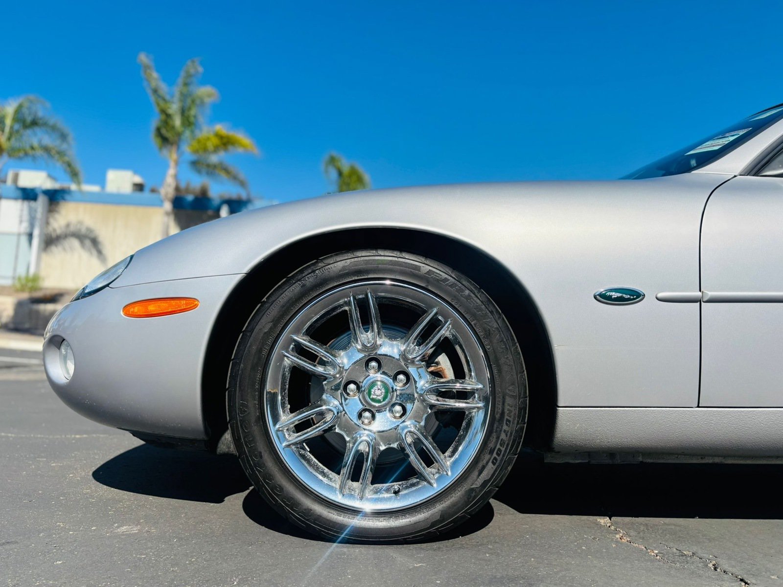 Used 2001 Jaguar XK8 Coupe RWD image 9
